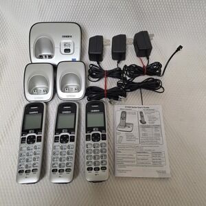 Uniden DECT 6.0 Phone System 3 Handsets & Bases Cordless Caller ID D1660